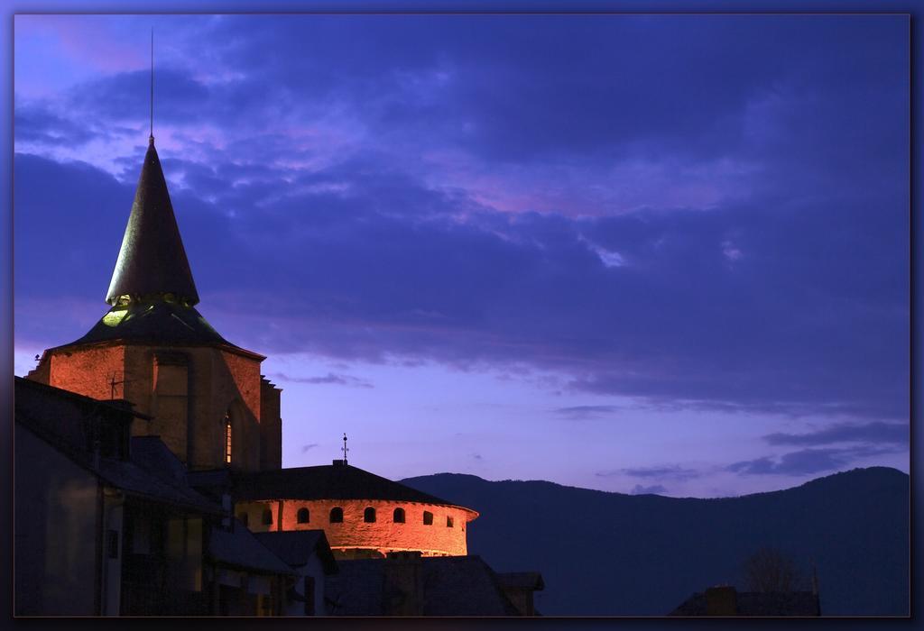 Les Rochers Hotel Saint-Savin (Hautes-Pyrenees)